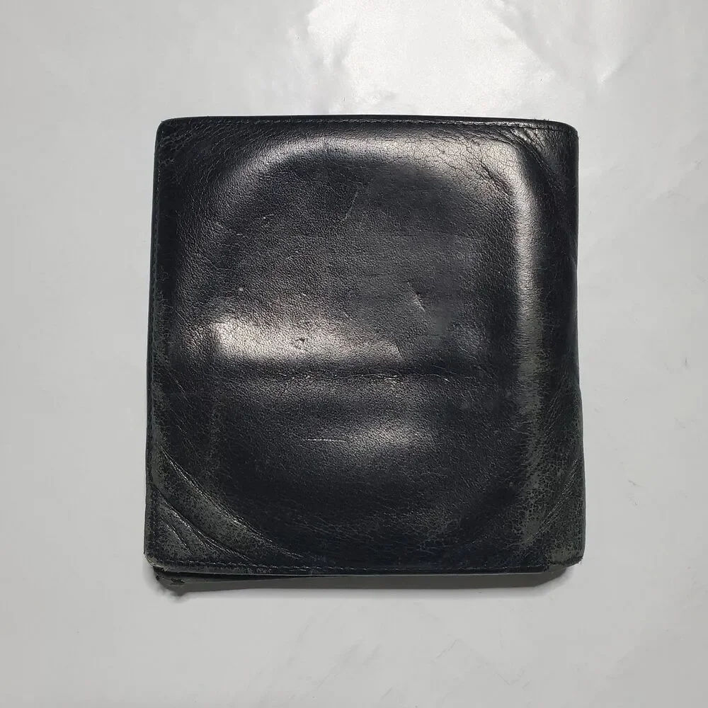 Tumi Nassau Double Billfold Leather Wallet - Black